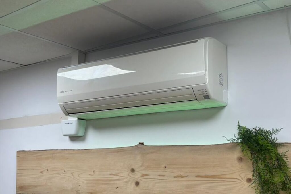 Instalación de aire acondicionado en locales 5 Instalacion de aire acondicionado en locales tarragona climatorresreus 1