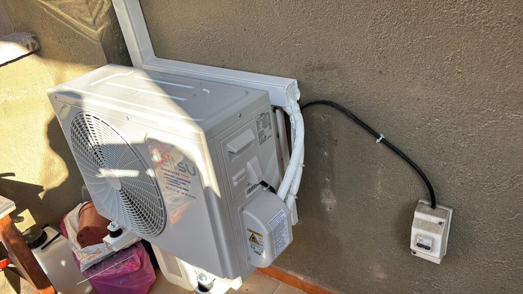 Instalación y mantenimiento de aire en Vilafortuny 2 instalacion y renovacion aire acondicionado vilafortuny climatorresreus 5